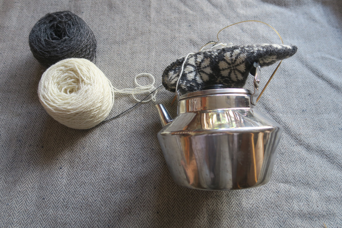 kits-Braiding with wool---potmat or potholder or teamat