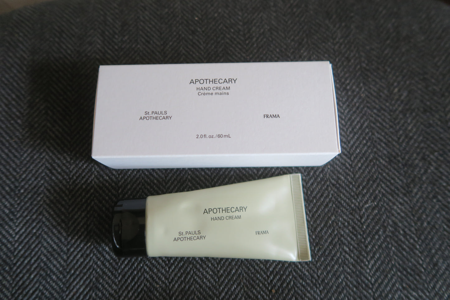 denmark---fragrance  and  hand---FRAMA