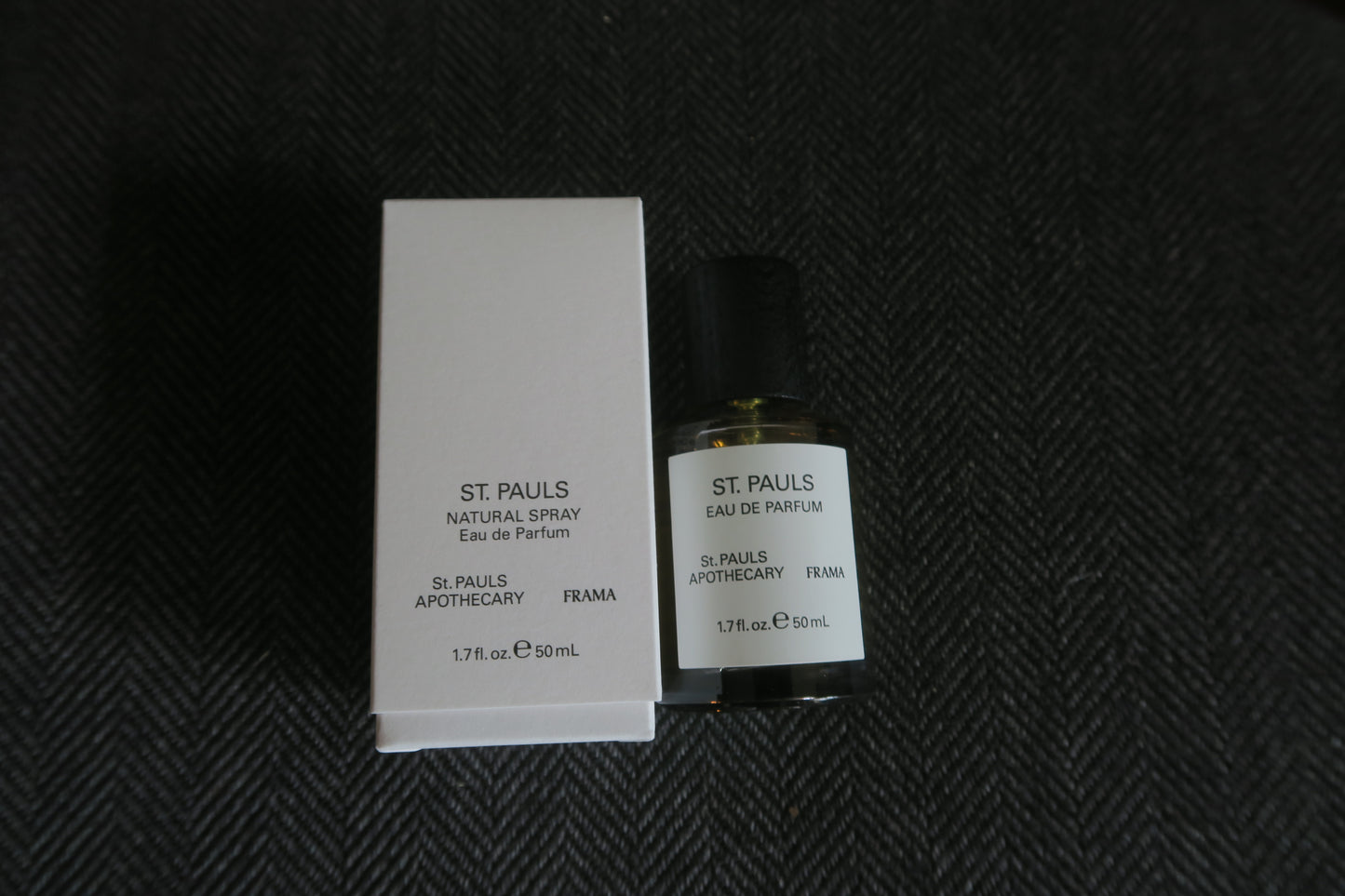 denmark---fragrance  and  hand---FRAMA
