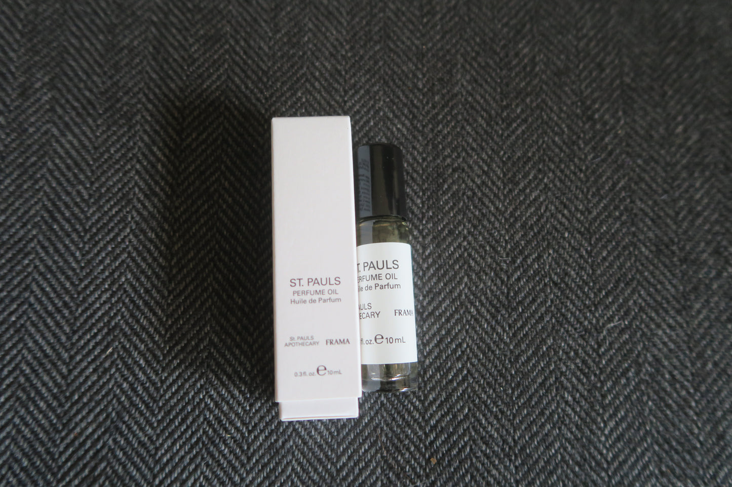 denmark---fragrance  and  hand---FRAMA