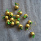 Sweden‐－‐‐金の色のリンゴのオーナメント---larssons tra
